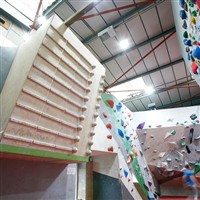 Campus rungs and sloper ladder